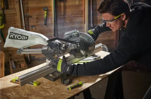 Пила торцювальна акумуляторна Ryobi ONE+ RMS18190-0 з протяжкою 18В диск 190мм 10.5кг без АКБ та ЗП