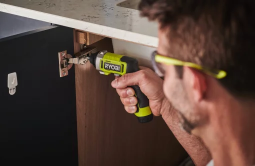 Викрутка акумуляторна Ryobi USB Lithium RSD4-120T 4В 1х2А·год 5Нм 200об/хв 10 біт 0.31кг кейс