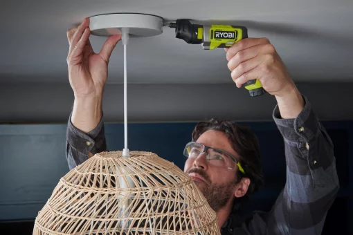 Викрутка акумуляторна Ryobi USB Lithium RSD4-120TA2 4В 1х2А·год 5Нм 200об/хв 2 насадки 10 біт 0.31кг кейс