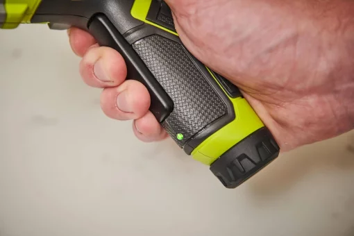 Викрутка акумуляторна Ryobi USB Lithium RSD4-120TA2 4В 1х2А·год 5Нм 200об/хв 2 насадки 10 біт 0.31кг кейс