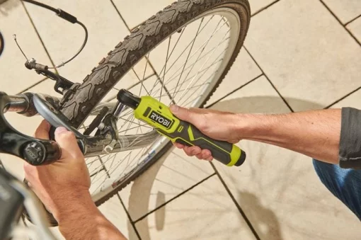 Тріскачка акумуляторна Ryobi USB Lithium RR14W4-0 4В 8Нм 210об/хв 1/4" 0.5кг без АКБ та ЗП