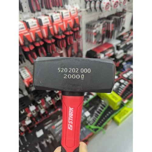 Кувалда STARK 520202000 2000 г