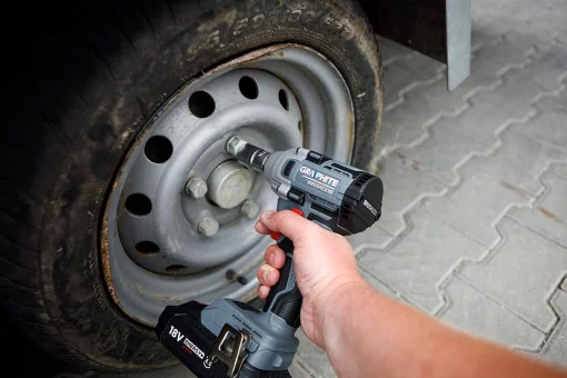 Гайковерт ударний GRAPHITE Energy+ 18В 330Нм 2600об/хв 1/2" 0.9кг без АКБ та ЗП