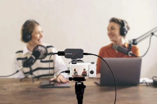 Пристрій захоплення відео AVerMedia BU113G2 CamStream 4K, 2160p144(pass-trought),1080p60(record), чорний