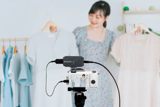 Пристрій захоплення відео AVerMedia BU113G2 CamStream 4K, 2160p144(pass-trought),1080p60(record), чорний