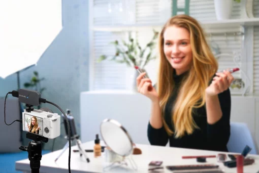 Пристрій захоплення відео AVerMedia BU113G2 CamStream 4K, 2160p144(pass-trought),1080p60(record), чорний