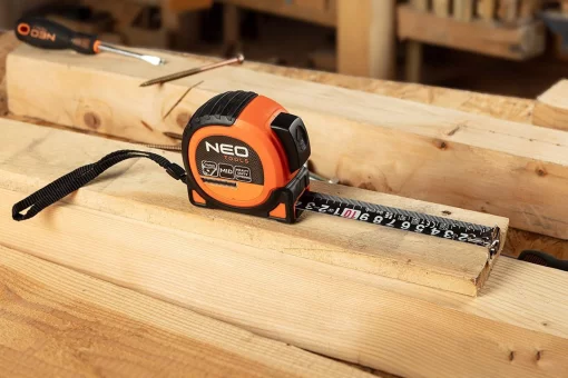 Рулетка Neo Tools Super Black, 10мx25мм, з фіксатором змотування, магніт