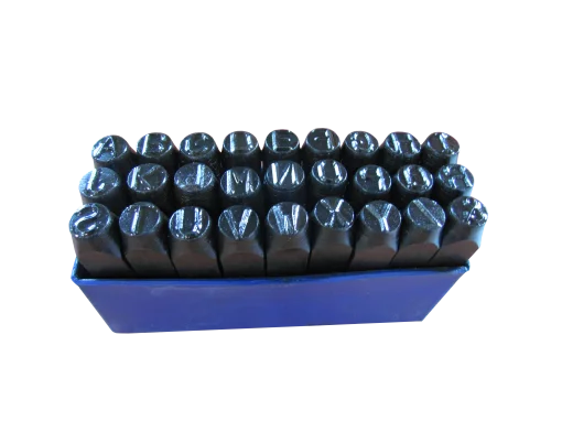 Набір клейм букв.лат. 2мм 27 одиниць