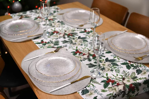 Ранер Ardesto Christmas Happy Holidays, 40х140см, 90% поліестер, 10% бавовна, зелений гостролист