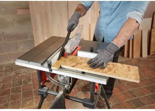 Пила настільна мережева BLACK+DECKER BES720