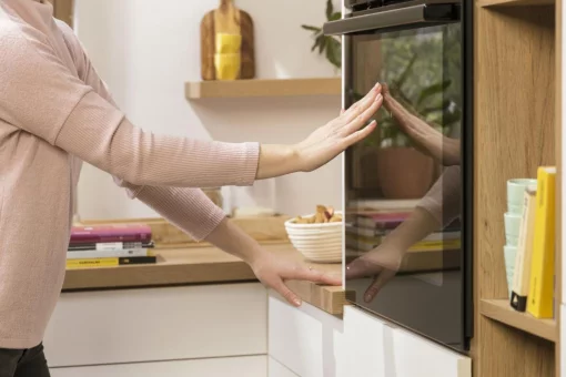 Духова шафа Gorenje електрична, 77л, A+, пара, дисплей, піроліз, готування на різних рівнях, чорний
