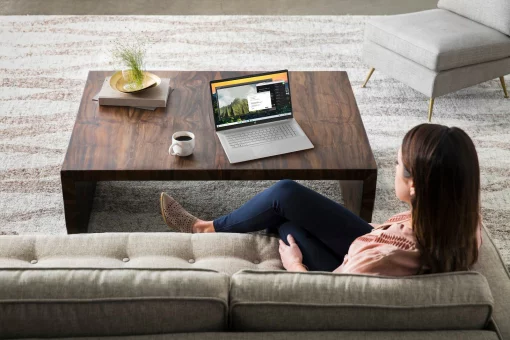 Ноутбук HP 17-cn3038ua 17.3" FHD IPS AG, Intel i5-1334U, 16GB, F512GB, UMA, DOS, сріблястий