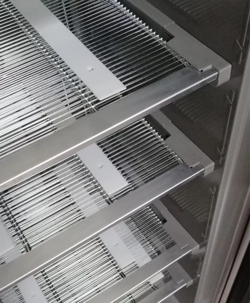 Морозильна камера Snaige, 145x60х65, 215л, 1дв., A+, ST, нерж