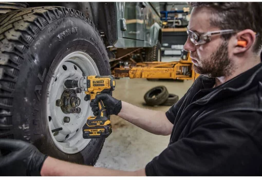 Гайкокрут ударний акумуляторний безщітковий DeWALT DCF891N