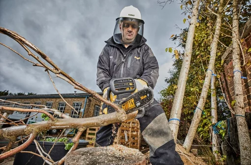 Пила ланцюгова акумуляторна DeWalt 18В шина 30см 3/8" без АКБ та ЗП