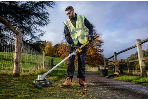 Коса акумуляторна безщіткова DeWALT DCMST561N