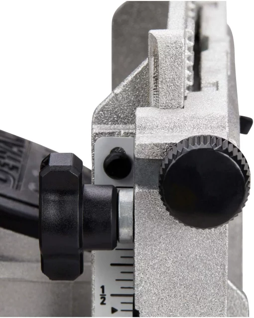 Фрезер акумуляторний безщітковий DeWALT DCW682P2