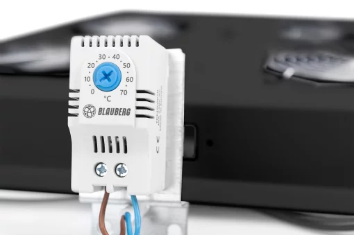 Блок вентиляторів DIGITUS 19" Roof, 4 fans, thermostat, RAL 9005