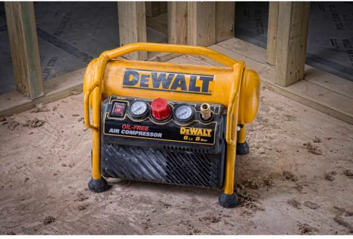 Компресор повітряний безмасляний DeWALT DPC6MRC