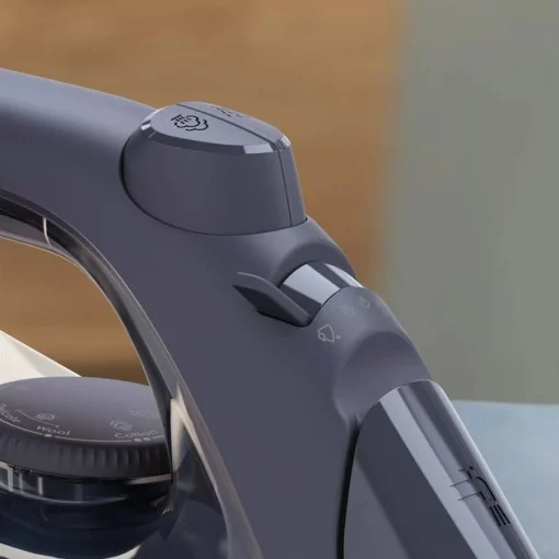 Праска Electrolux, 2500Вт, 330мл, паровий удар 200гр, керам. підошва, блакитний