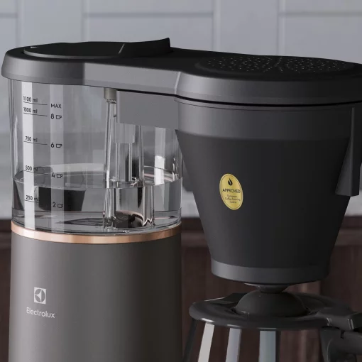 Кавоварка Electrolux крапельна 1.25л, мелена, чорний