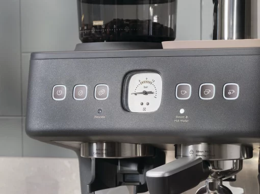 Кавоварка Electrolux ріжкова, 3л, зерно+мелена, ручний капуч, кавомолка, підігрів чашок, подача гар. води, чорний