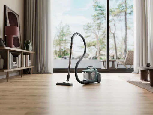 Пилосос Electrolux контейнерний, 850Вт, конт пил -2л, HEPA12, 3 насадки, зелений