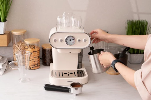 Кавоварка Ardesto ріжкова Vintage Dream 1.2л, мелена, ручний капучинатор, підігрів чашок, бежевий