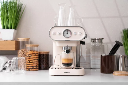 Кавоварка Ardesto ріжкова Vintage Dream 1.2л, мелена, ручний капучинатор, підігрів чашок, бежевий