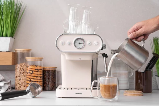 Кавоварка Ardesto ріжкова Vintage Dream 1.2л, мелена, ручний капучинатор, підігрів чашок, бежевий