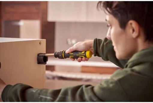 Бітотримач викруткового типу Speed Drive з заскочним механізмом і набором біт STANLEY FMHT62692-0