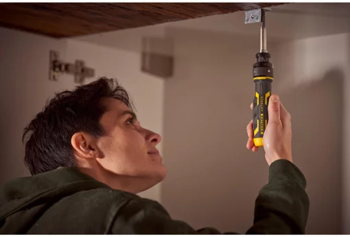 Бітотримач викруткового типу Speed Drive з заскочним механізмом і набором біт STANLEY FMHT62692-0