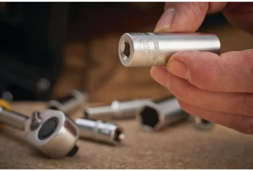 Головка 1/4 х 7 мм, з шестигранним профілем, висока, метрична. STANLEY FMMT17337-0