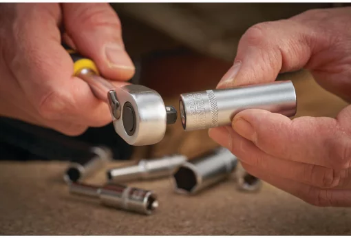 Головка 1/4 х 11 мм, з шестигранним профілем, висока, метрична. STANLEY FMMT17963-0