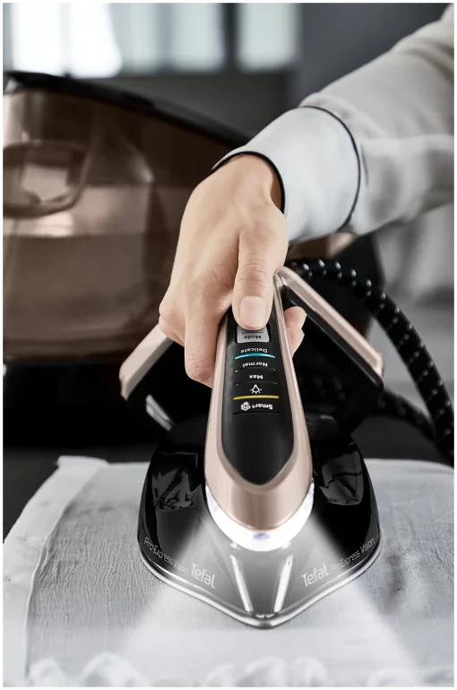 Праска-парогенератор Tefal Pro Express Vision, 3000Вт, 1100мл, паровий удар -750гр, постійна пара - 180гр, чорно-золотий