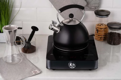 Плитка настільна Ardesto індукційна, конфорок - 1 на 1.8кВт, керування - сенсорне, таймер, чорний