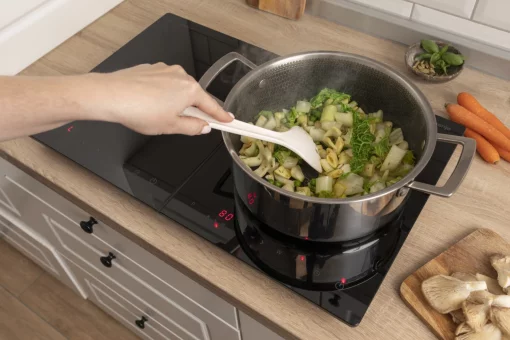 Плитка настільна Gorenje індукційна, конфорок - 2 по 2кВт, керування - сенсорне, таймер, чорний