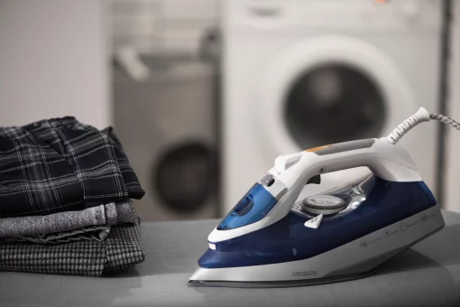 Праска Ardesto IR-C2232-BL, 2200Вт, 320мл, паровий удар, керам. підошва,  синій