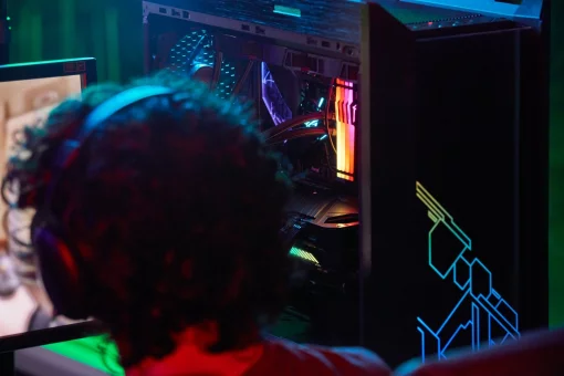 Пам'ять ПК Kingston DDR5 32GB 5600 FURY Beast  RGB