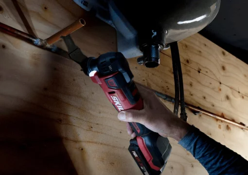 Багатофункціональний інструмент акумуляторний реноватор SKIL 3650 CB XP 20В 11000-17000об/хв кут коливань 1.8° 1.1кг без АКБ та ЗП