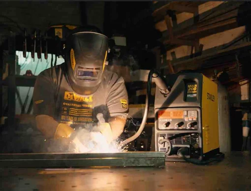 Зварювальний напівавтомат інверторний STANLEY MULTI200