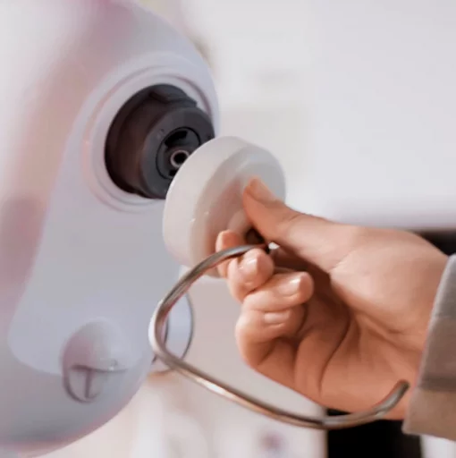 Кухонна машина Bosch 700Вт, чаша-пластик, корпус-пластик, насадок-3, білий