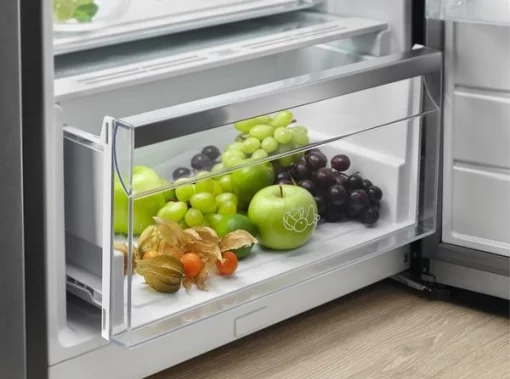 Холодильна камера Electrolux, 186x60х65, 358л, А++, ST, диспл внутр., зона св-ті, нерж