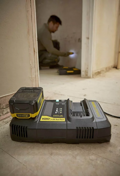 Зарядний пристрій на 2 акумулятора 18В STANLEY FATMAX SFMCB24