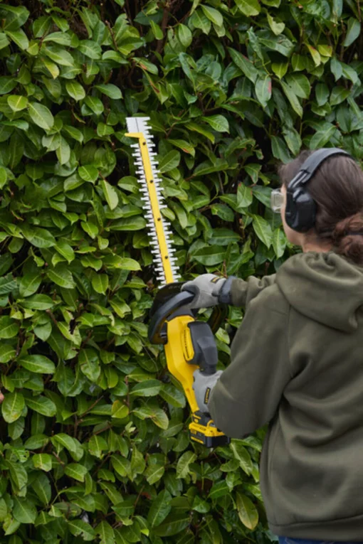 Кущоріз акумуляторний STANLEY FATMAX SFMCHT855M1