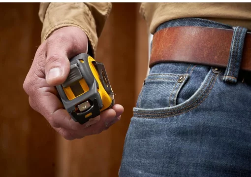 Рулетка вимірювальна CONTROL-LOCK довжиною 5 м, шириною 25 мм, в обгумованому корпусі, з подвійною шкалою STANLEY STHT37231-0