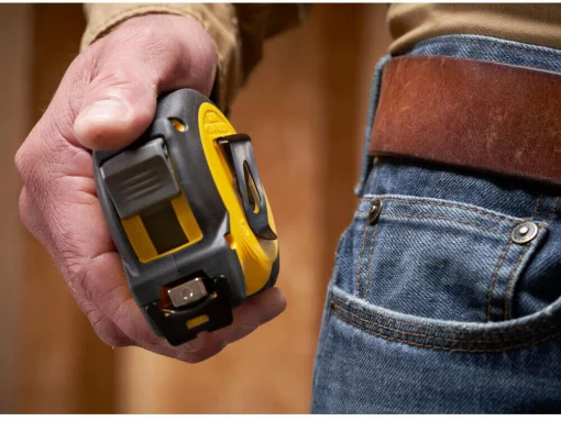 Рулетка вимірювальна CONTROL-LOCK довжиною 8 м, шириною 25 мм, в обгумованому корпусі, з подвійною шкалою STANLEY STHT37240-3