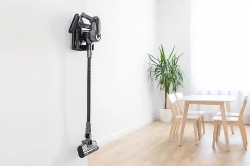 Пилосос Sencor безпровідний, 400Вт, вологе прибирання, конт пил -0.5л, автон. робота до 50хв, вага-3кг, НЕРА, чорний