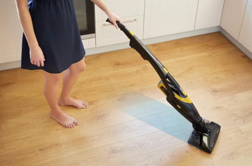 Пилосос Sencor безпровідний, вологе прибирання, конт пил -0.5л, автон. робота до 85хв, НЕРА, чорно-жовтий