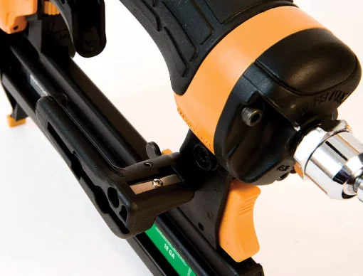 Пістолет скобозабивний пневматичний BOSTITCH SX1838-E